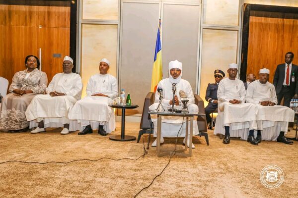 #TCHAD #NIGER : LE PRÉSIDENT RENCONTRE LA COMMUNAUTÉ TCHADIENNE