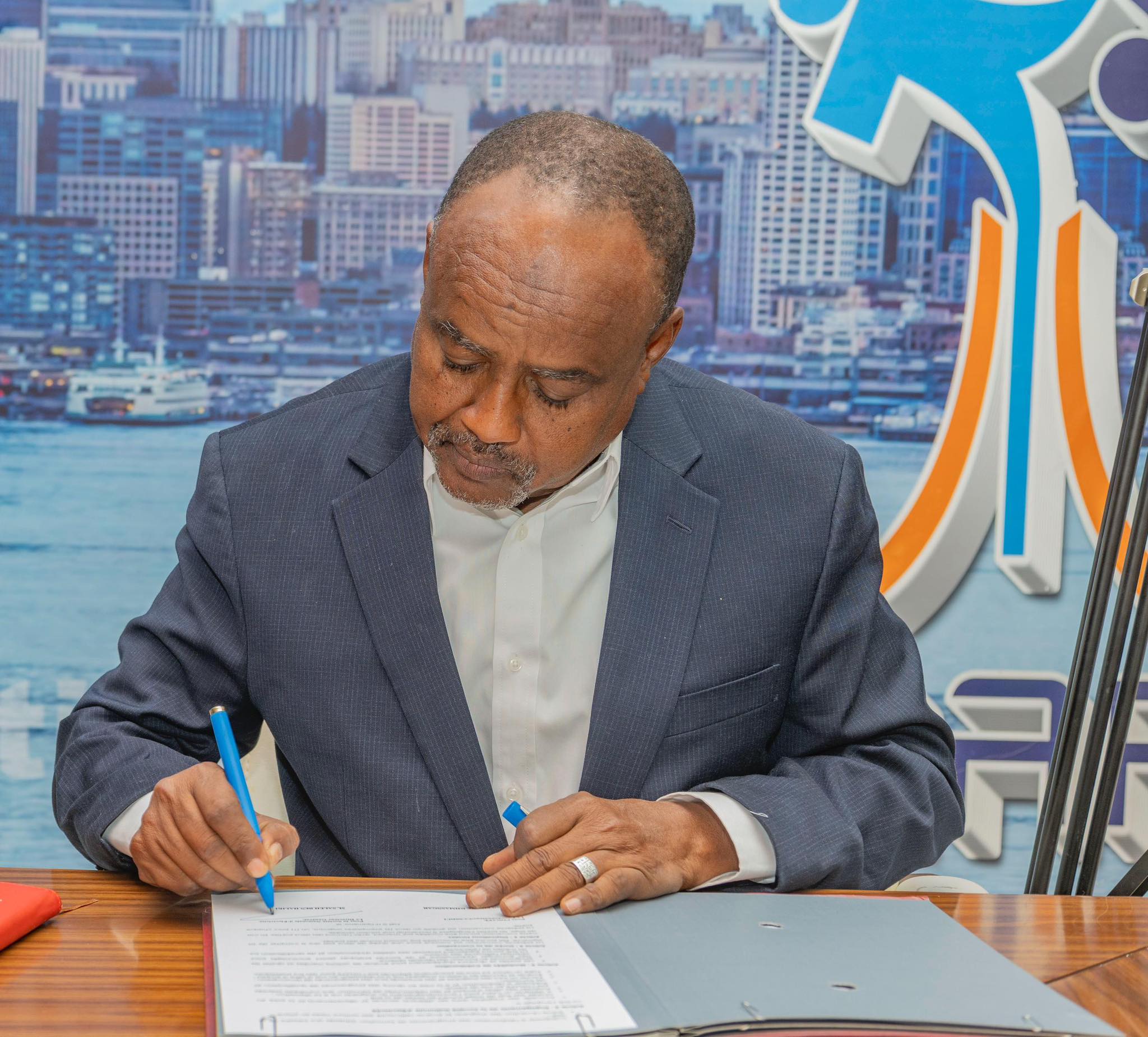 #Tchad #Electricité: Saleh Ben Haliki reconduit au poste du DG de la TCHADELEC ancienne SNE