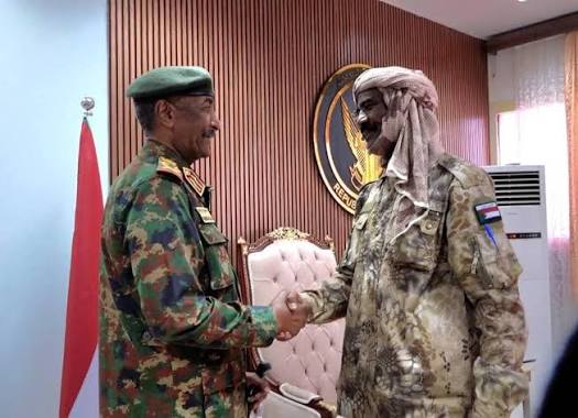 Soudan : L’ex-cadre des RSF Musa Khamsin négocie le prix de son ralliement au général Burhan.